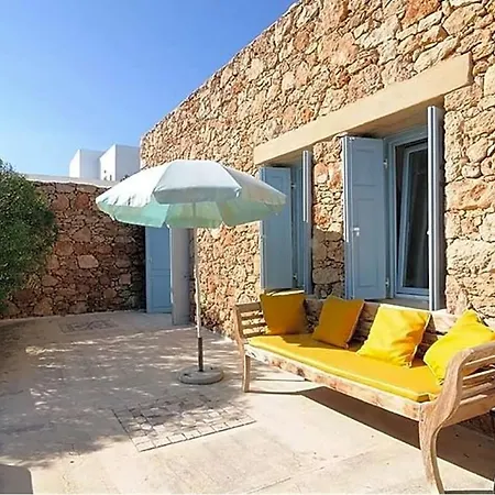 Sleeps 12 Pool Villa *
