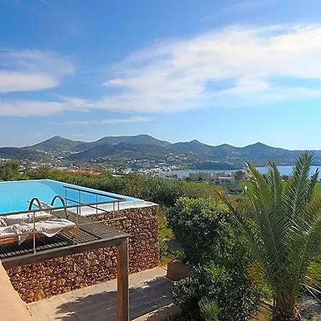 Sleeps 12 Pool Finikas (Syros)