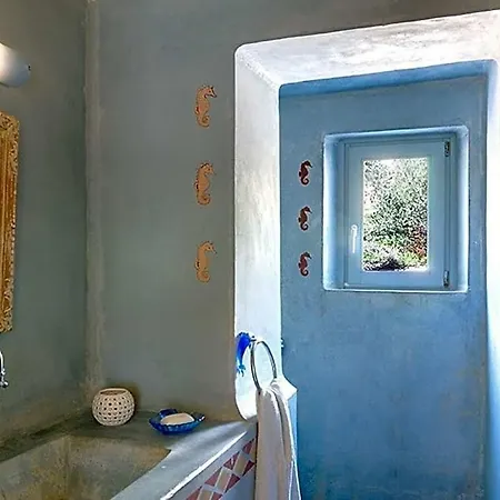 Sleeps 12 Pool * Finikas (Syros)